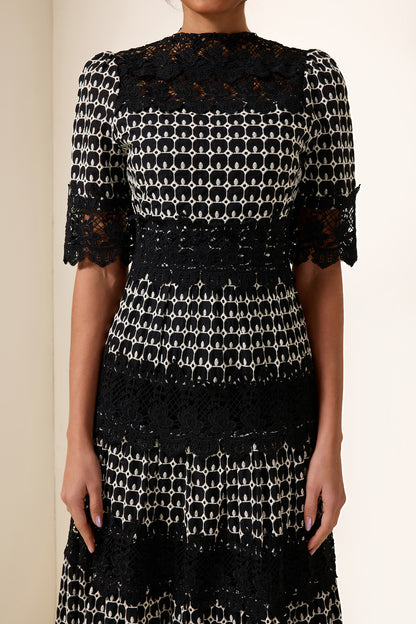 Lace Embroidery Short Sleeve Midi Dress