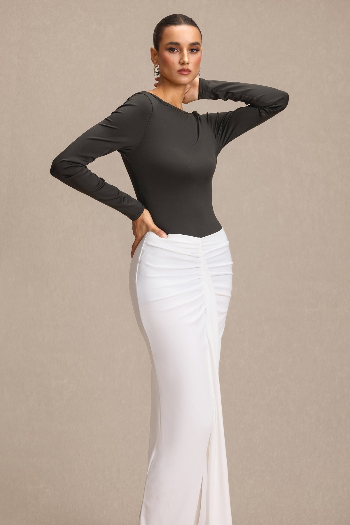 Contrast Color Ruched Long Sleeve Maxi Dress